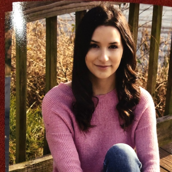 Meet your Posher, Elizabeth - Picture 1 of 1